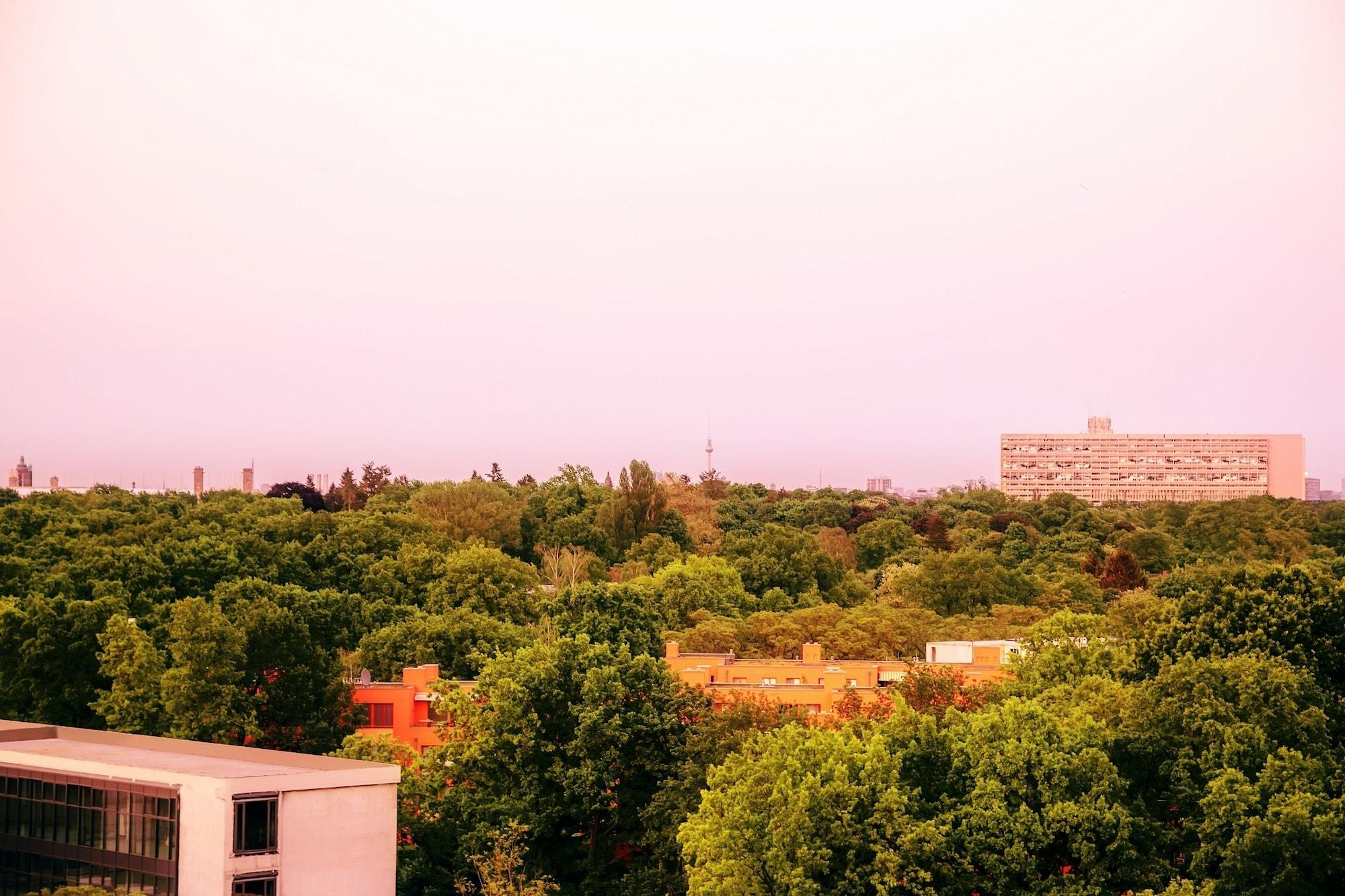 Alecsa Hotel Am Olympiastadion Берлин Экстерьер фото