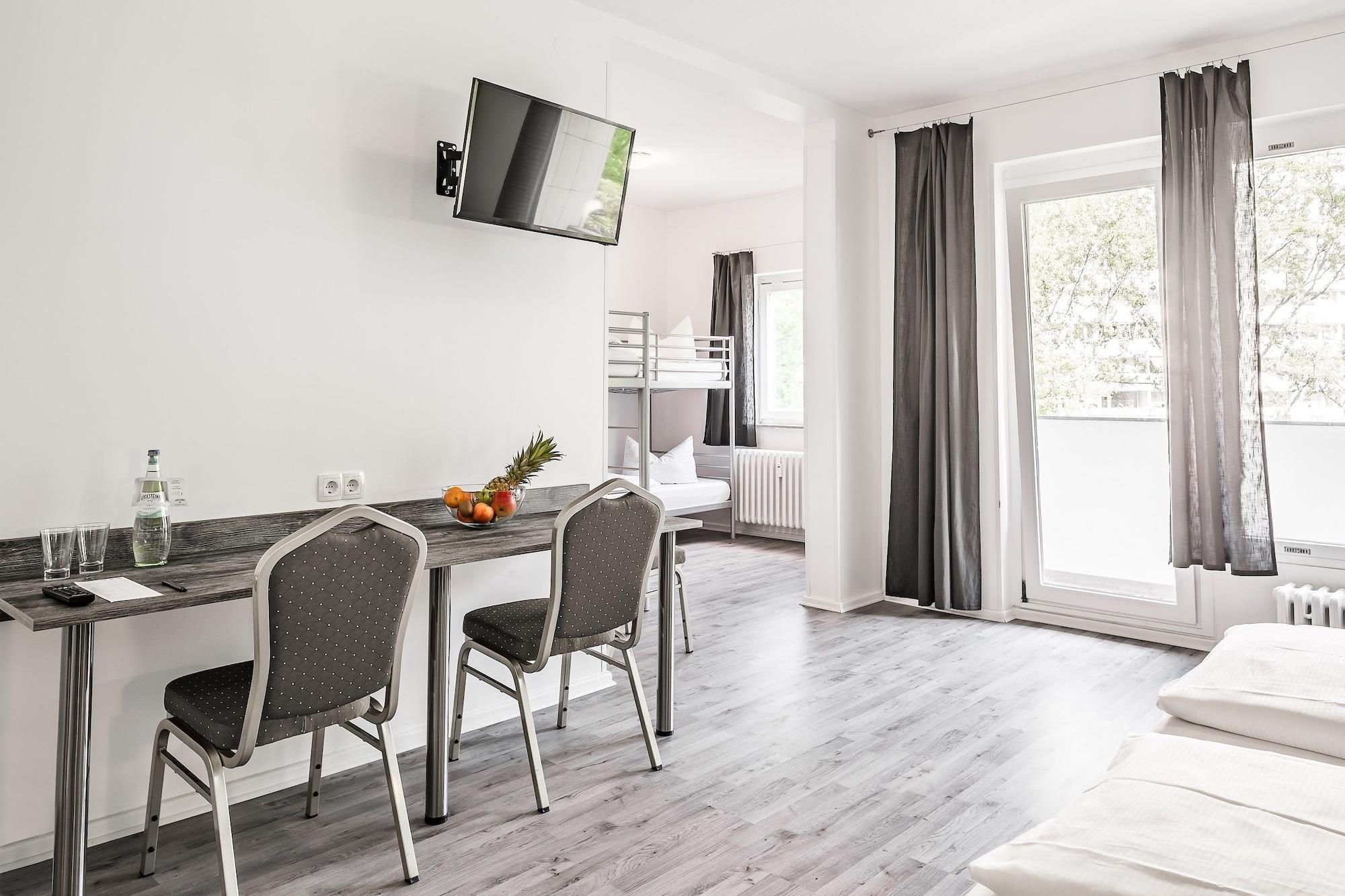 Alecsa Hotel Am Olympiastadion Берлин Экстерьер фото