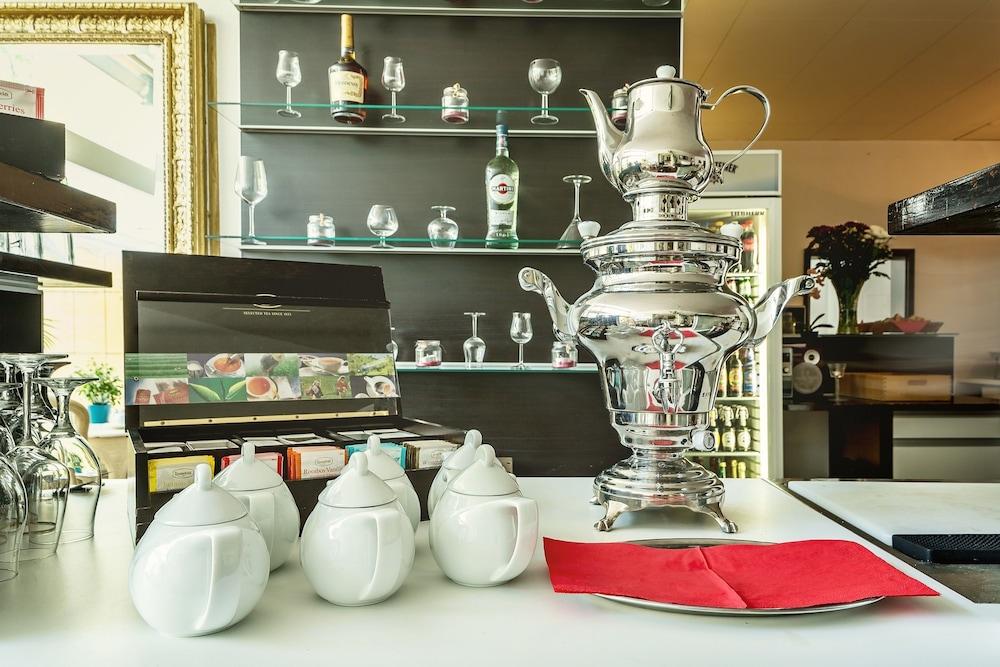 Alecsa Hotel Am Olympiastadion Берлин Экстерьер фото